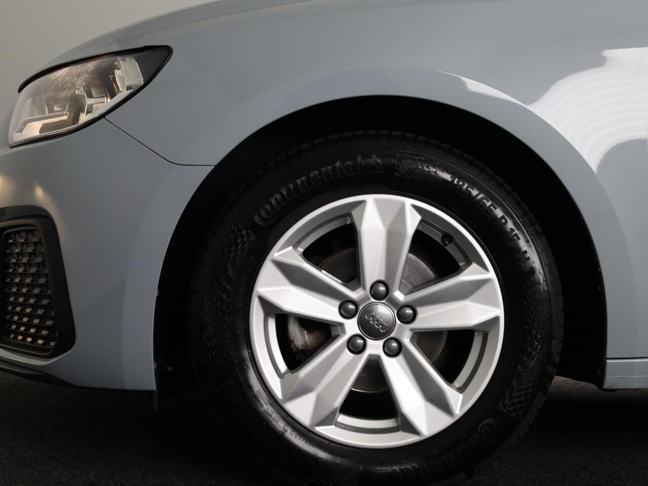 Audi A1 Sportback 25 TFSI Pro Line 95 pk | Navigatie via App | Parkeersensoren achter | Cruise control |