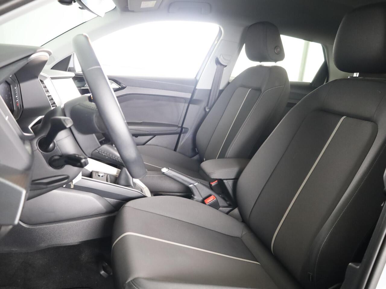 Audi A1 Sportback 25 TFSI Pro Line 95 pk | Navigatie via App | Parkeersensoren achter | Cruise control |