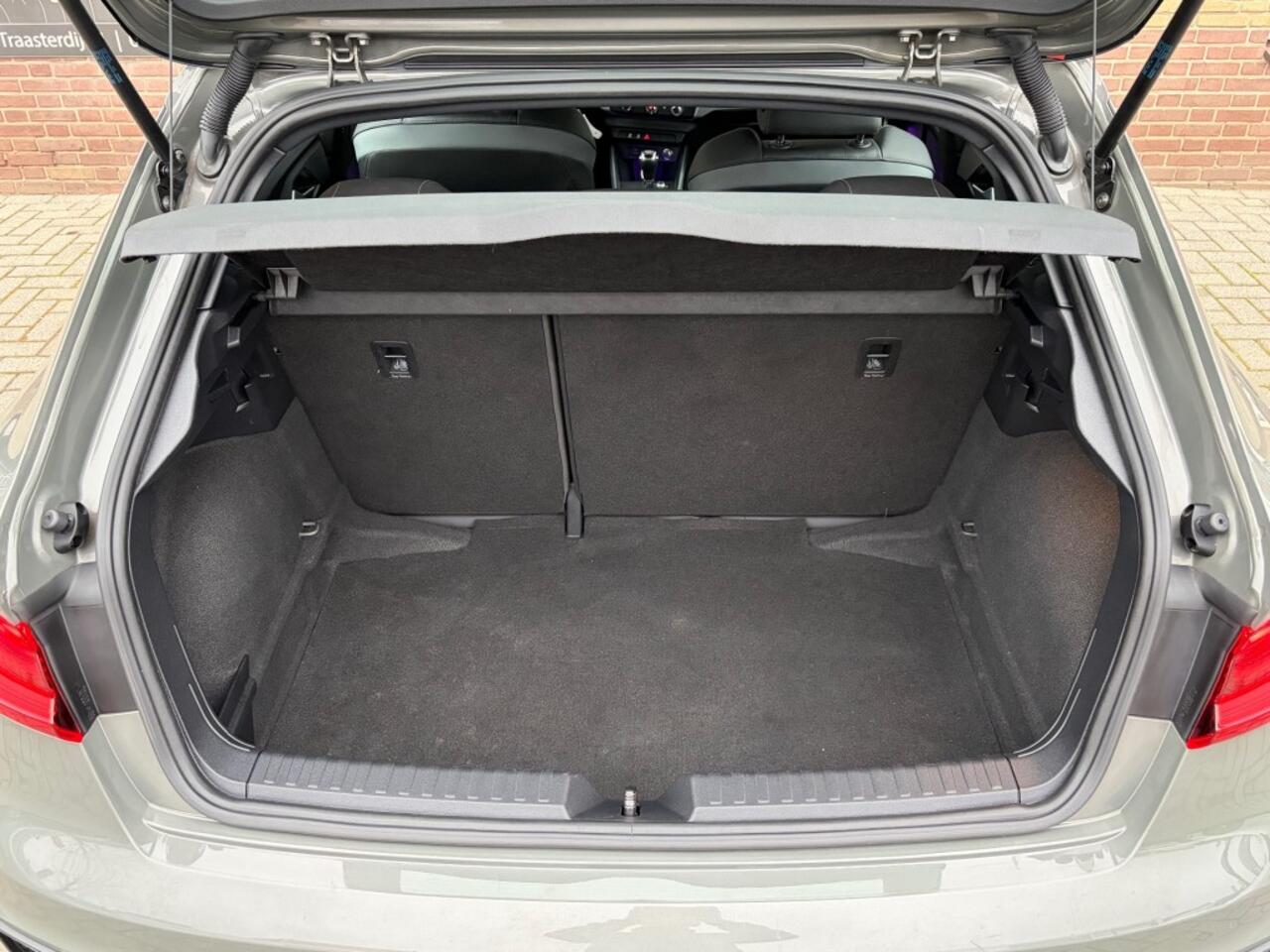 Audi A1 SPORTBACK 25 TFSI S-LINE SPORT HALF LEER/ACC-CRUISE/LED/18/VIRTUAL/NL-AUTO