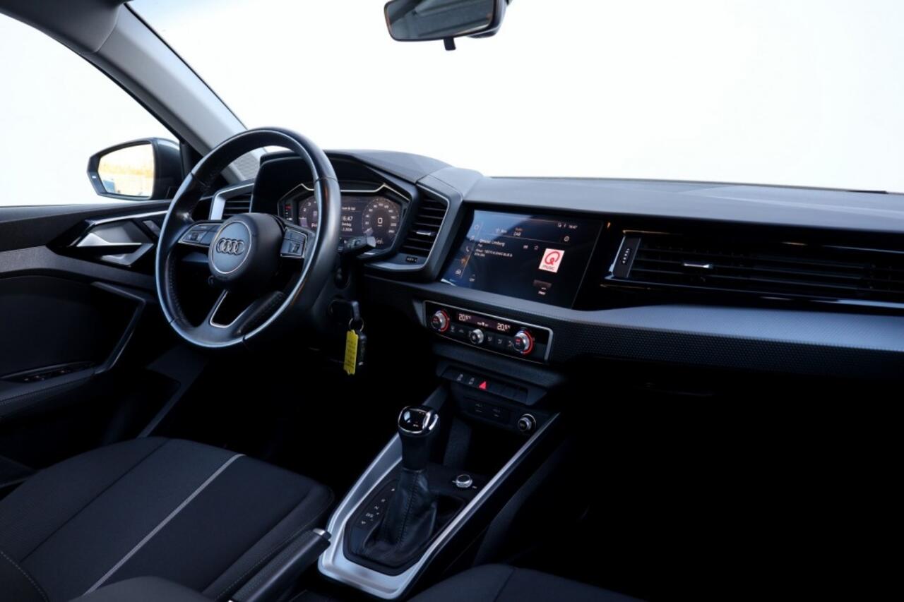 Audi A1 Sportback 25 TFSI Automaat Pro Line - 95 pk **Carplay / PDC / Climate
