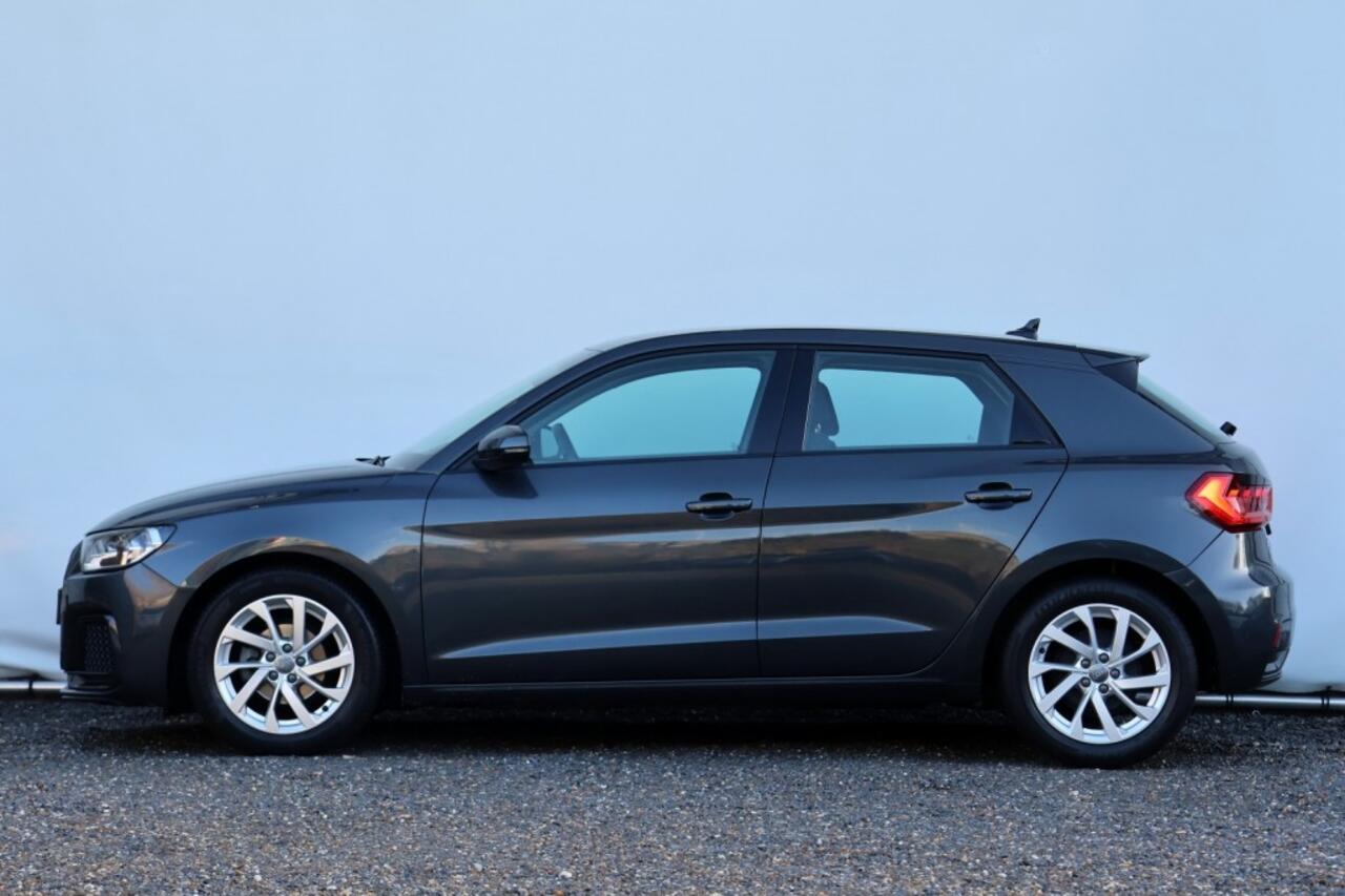 Audi A1 Sportback 25 TFSI Automaat Pro Line - 95 pk **Carplay / PDC / Climate
