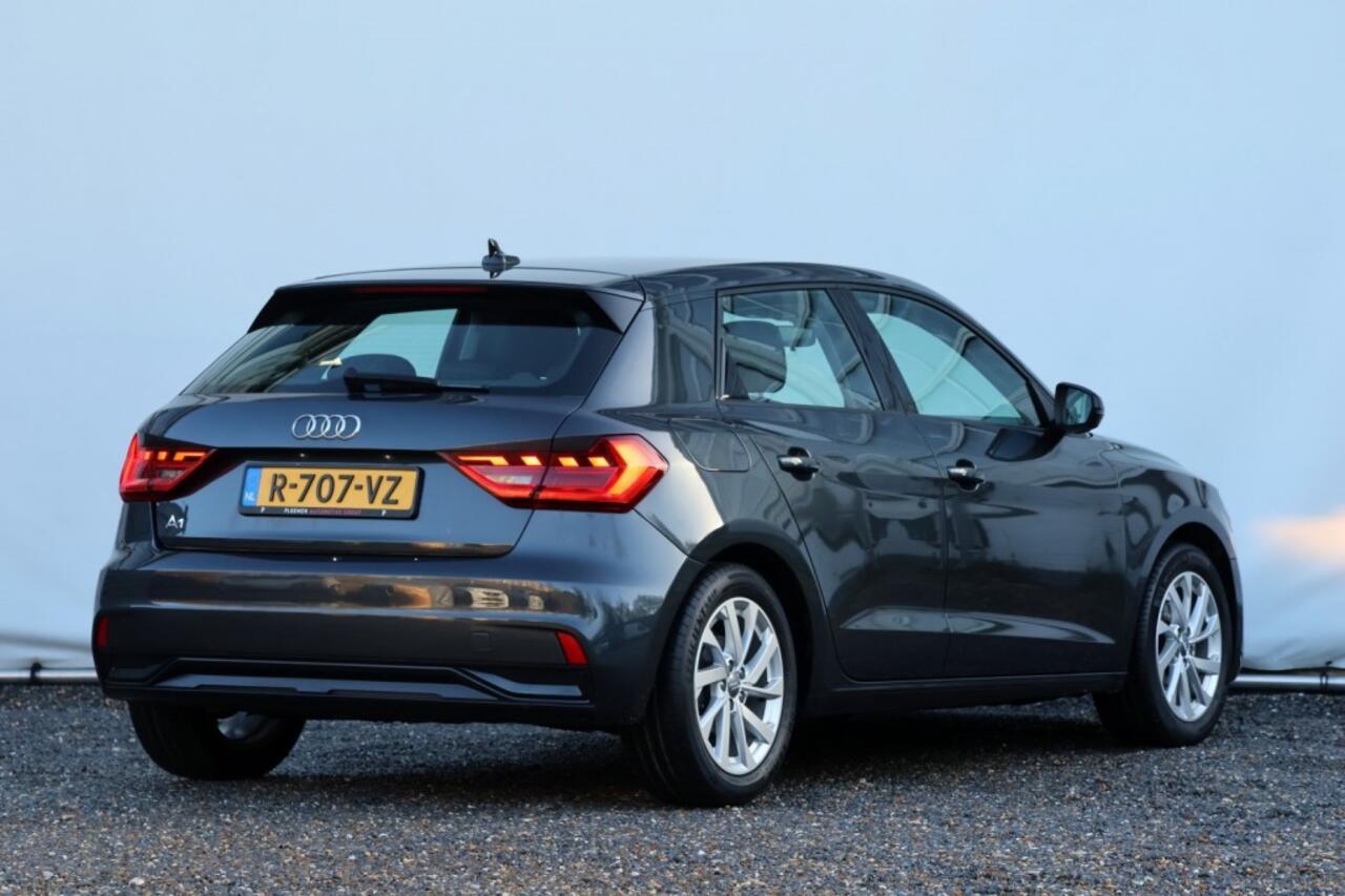 Audi A1 Sportback 25 TFSI Automaat Pro Line - 95 pk **Carplay / PDC / Climate