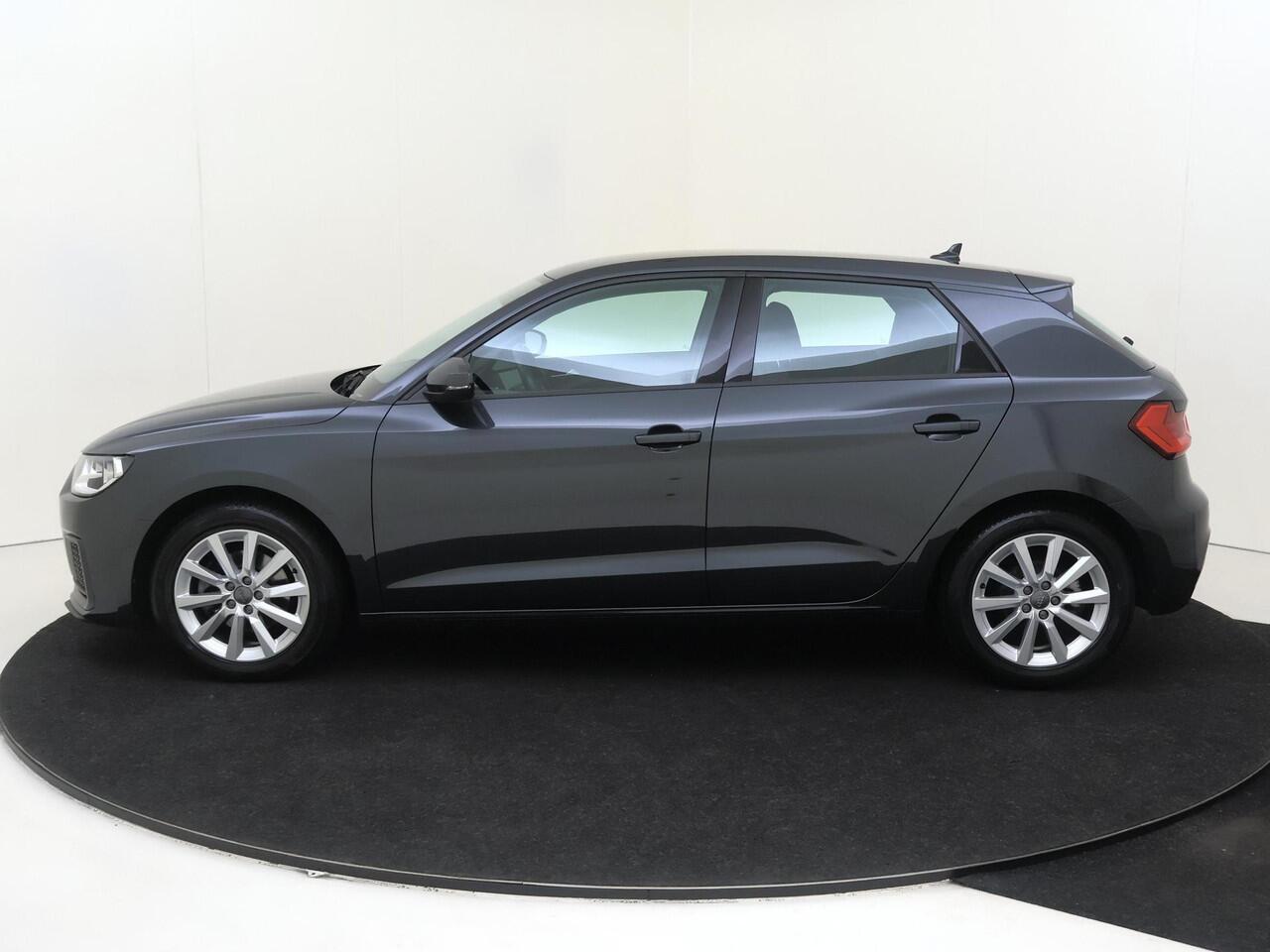 Audi A1 Sportback 30 TFSI Pro Line | Stoelverwarming | Navigatie Plus | Parkeersensoren | CarPlay | Cruise control | Climate control | Elektrisch inklapbare buitenspiegels |