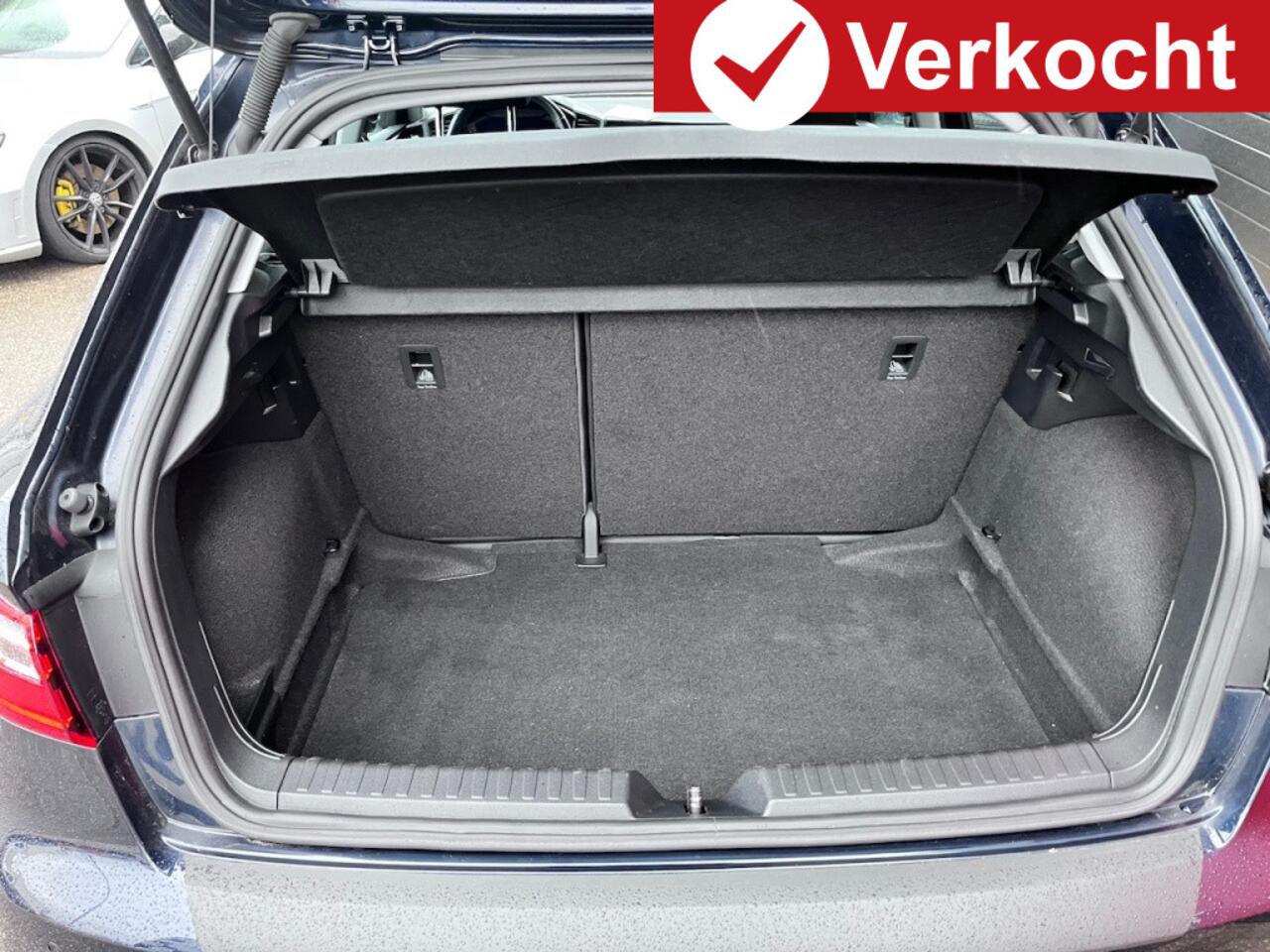 Audi A1 Sportback 30 TFSI S-line 1e eig|Dealer ondh|Carplay|PDC