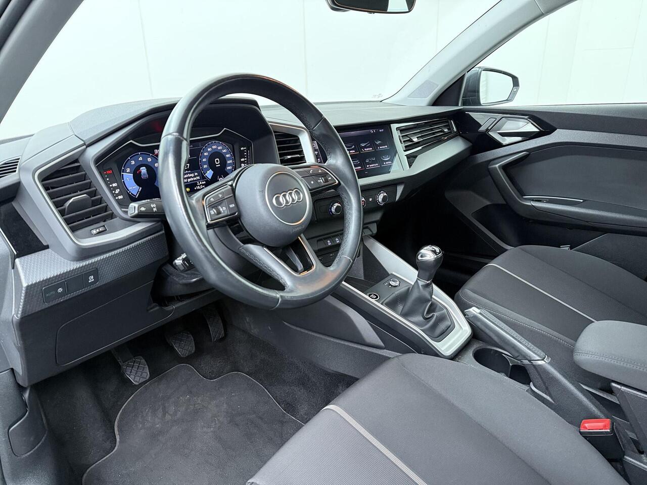 Audi A1 Sportback 30 TFSI Pro Line | 110 PK | Achteruitrijcamera | Adaptive cruise control | Keyless | Parkeersensoren | Digitale cockpit |