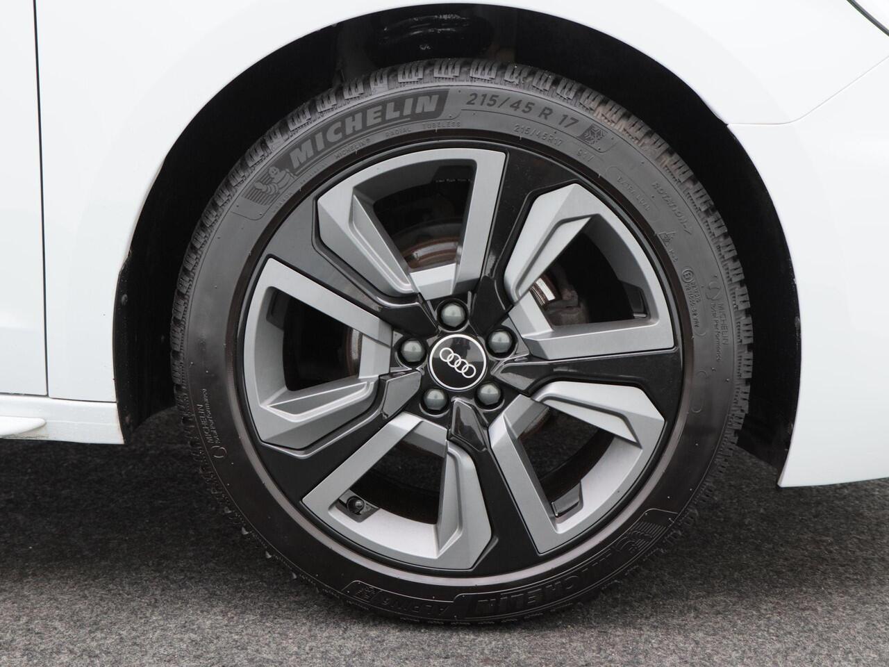 Audi A1 Sportback 25 TFSi S-Line | Adaptive Cruise | Climate Control | Stoelverwarming | Parkeersensoren | Carplay | 17 Inch | 63.342 Km!!