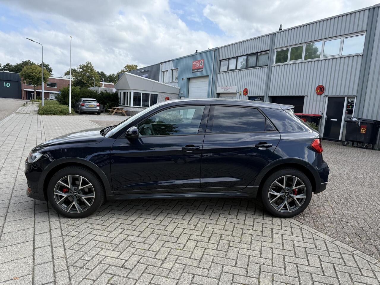 Audi A1 Allstreet Citycarver 35 TFSI Advanced Edition | S-Line | Apple Carplay | Led | Stoel Verwarming |