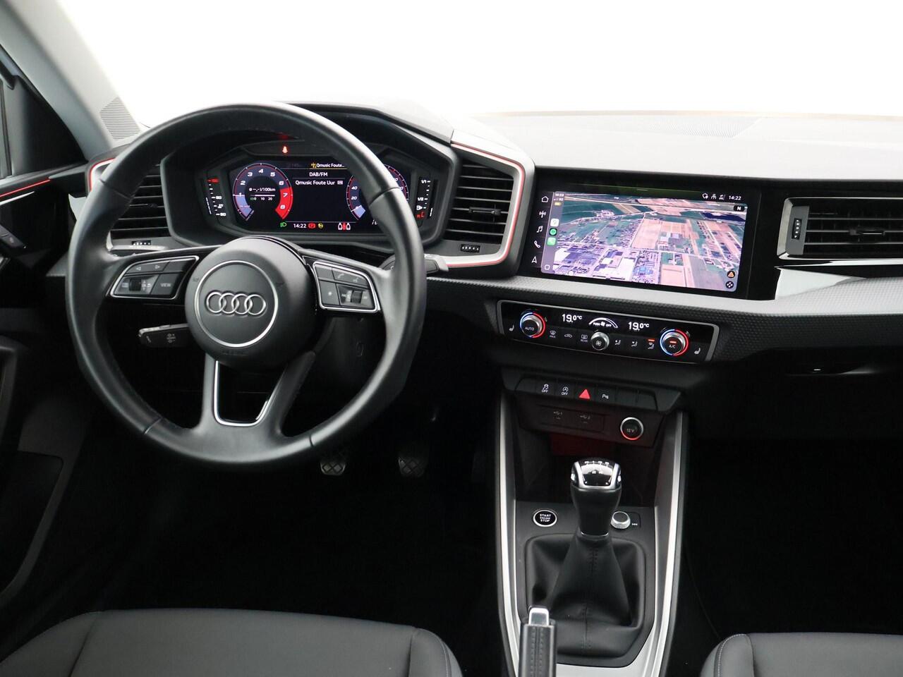 Audi A1 Sportback 25 TFSI + SFEERVERLICHTING | APPLE CARPLAY | VIRTUAL COCKPIT | SPORTSTOELEN | STOELVERW.