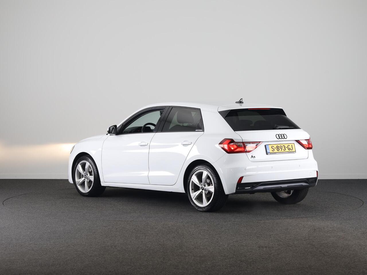 Audi A1 Sportback 30 TFSI Pro Line 110pk | S-line interieur | Climatronic | 17 inch lichtmetalen velgen | Navigatie via App