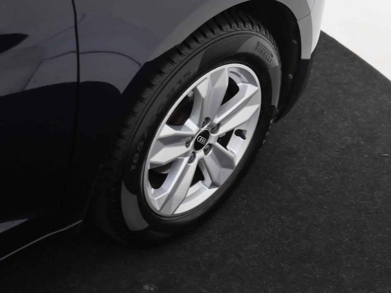 Audi A1 Sportback 25 TFSI Advanced edition | Parkeersensoren | Climate control | Navigatie Plus | CarPlay | Cruise control | Virtual cockpit | Elektrisch inklapbare buitenspiegels |