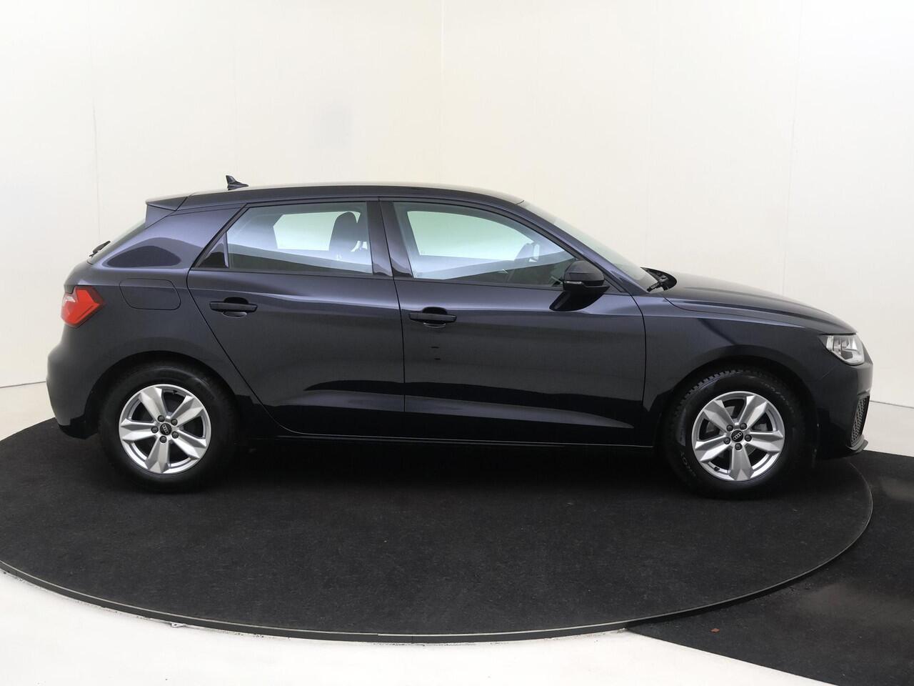 Audi A1 Sportback 25 TFSI Advanced edition | Parkeersensoren | Climate control | Navigatie Plus | CarPlay | Cruise control | Virtual cockpit | Elektrisch inklapbare buitenspiegels |