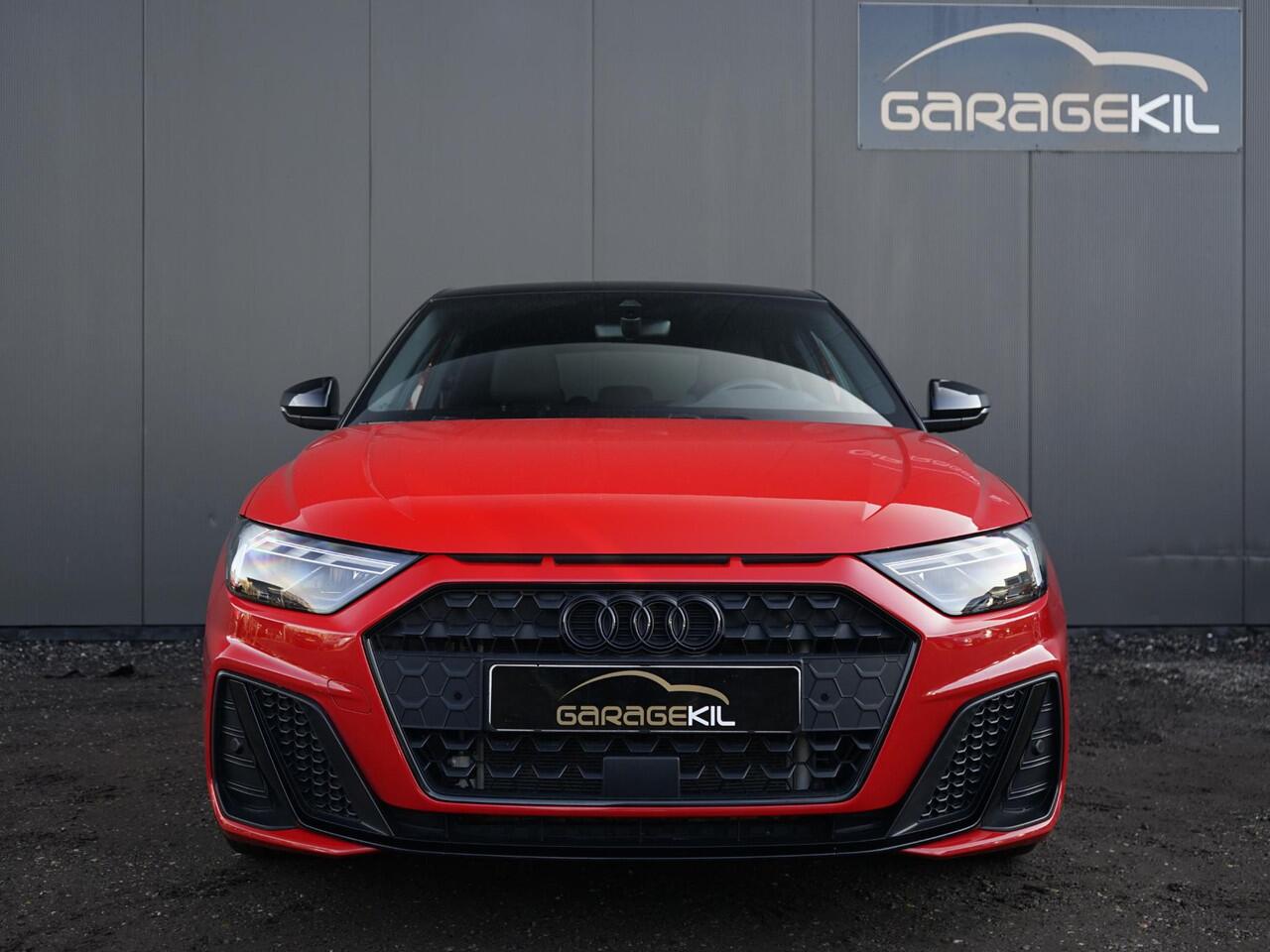 Audi A1 Sportback 30 TFSI S line Sportback Dealeronderh. / Optiek Pakket Zwart / Adaptive Cruise / LED / Ambiant Lighting / Sportstoelen