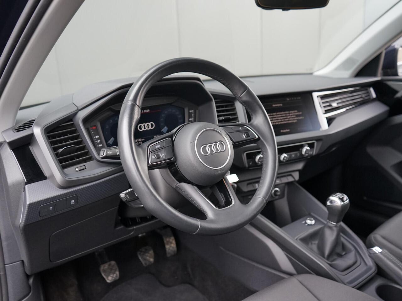 Audi A1 allstreet 25 TFSI Citycarver Dealderonderh. / Lage KM stand! / Stoelverwarming / Climate Control / Virtual Cockpit / DAB radio