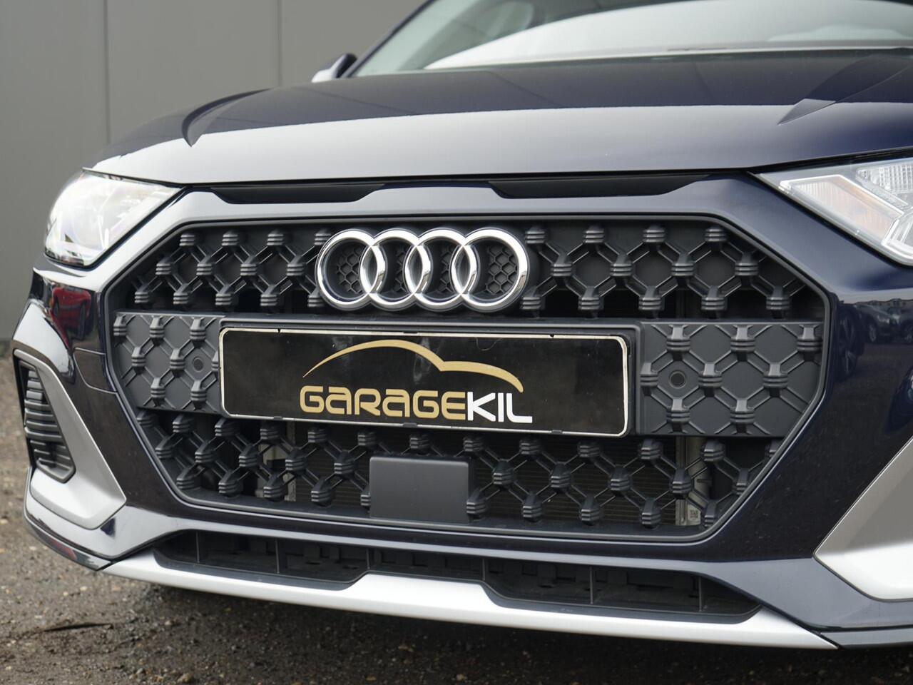 Audi A1 allstreet 25 TFSI Citycarver Dealderonderh. / Lage KM stand! / Stoelverwarming / Climate Control / Virtual Cockpit / DAB radio