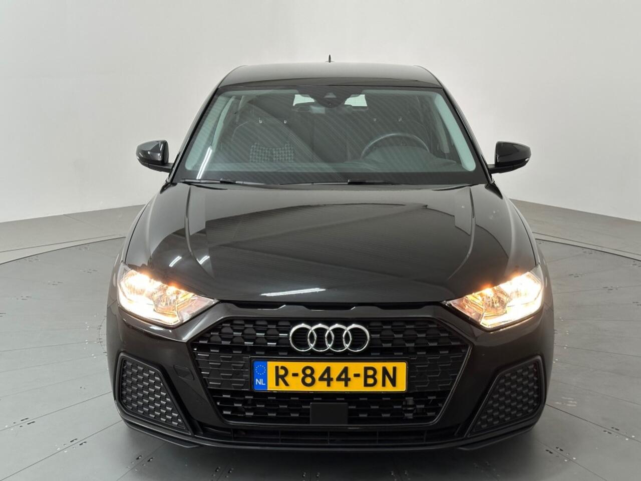 Audi A1 30 TFSI PRO LINE Mythoszwart metallic