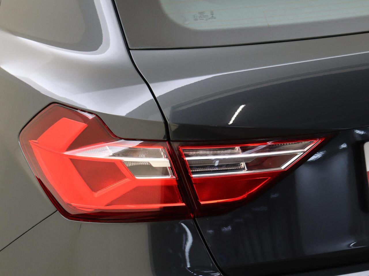 Audi A1 Sportback 25 TFSI Advanced edition | Parkeersensoren | Climate control | Navigatie Plus | CarPlay | Cruise control | Virtual cockpit | Elektrisch inklapbare buitenspiegels |