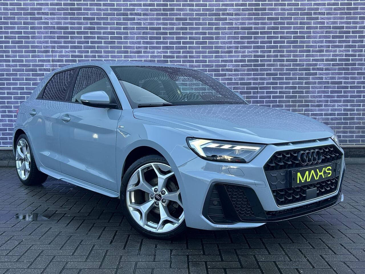 Audi A1 Sportback 35 TFSI S edition | S-Line | Apple Carplay Android Auto | Stoelverwarming | Cruise Control | Achteruitrij Camera | 18" Lichtmetalen Velgen |