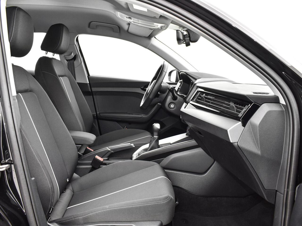 Audi A1 Sportback 25 TFSI 95pk Advanced edition · Apple/Android Car Play · Airco · P-Sensoren · Cruise Control · DAB · 17'' Inch · Garantie t/m 09-10-2027 of 100.000km