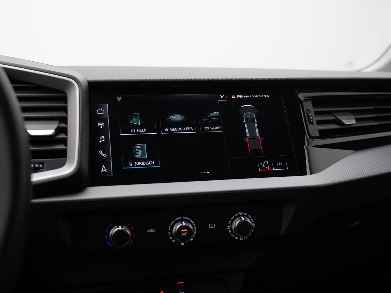 Audi A1 Sportback 25 TFSI 95 pk Pro Line | Parkeersensoren voor/achter | Carplay | Cruise Control