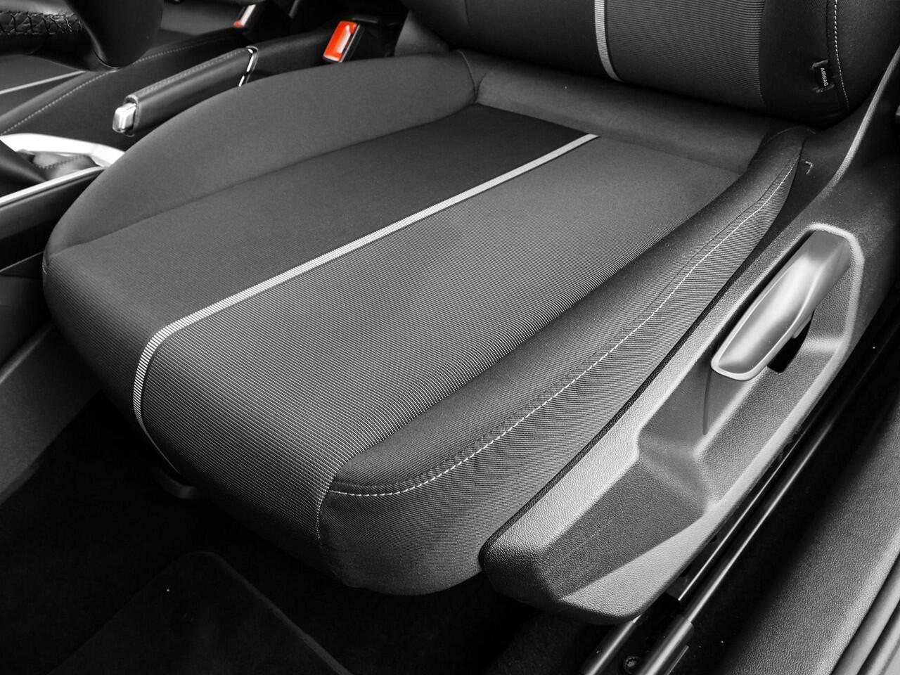 Audi A1 Sportback 25 TFSI 95pk Pro Line · Airco · Apple/Android Car Play · P-Sensoren · Virtual Cockpit · Cruise Control · 15'' Inch · Garantie t/m 21-11-2027 of 100.000km