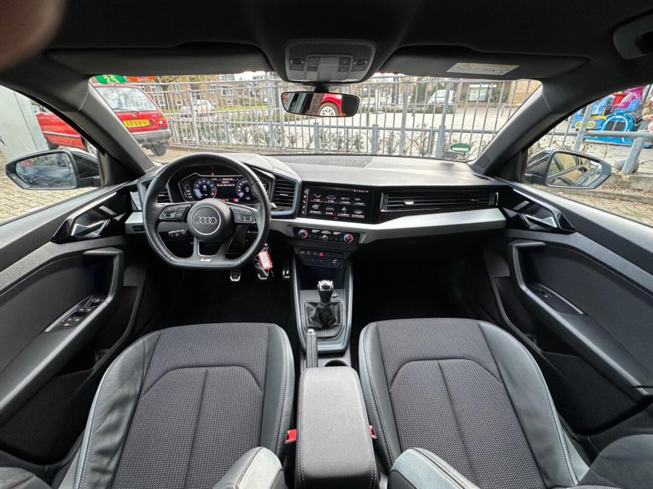 Audi A1 30 TFSI S Edition Airco Cruise Control 1e Eigenaar NAP-Autopas