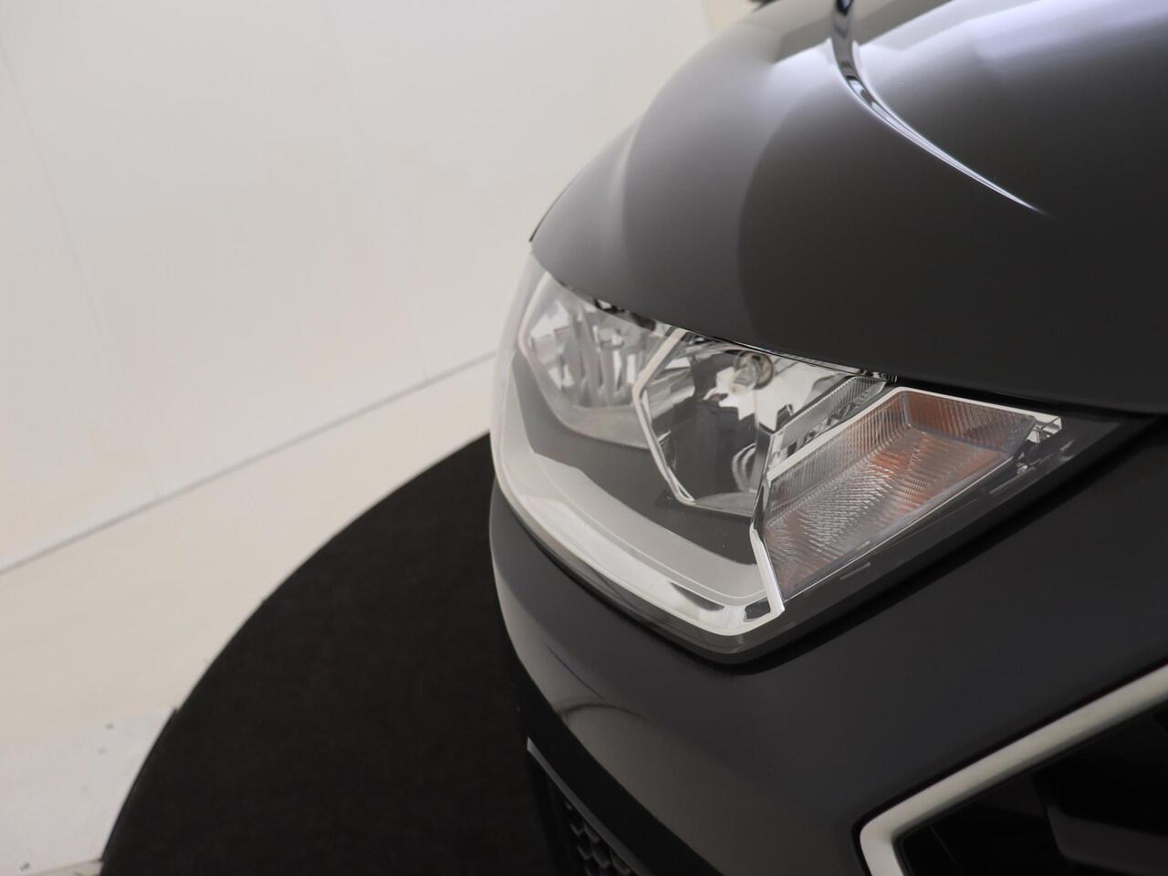 Audi A1 Sportback 25 TFSI Advanced edition | Parkeersensoren | Climate control | Navigatie Plus | CarPlay | Cruise control | Virtual cockpit | Elektrisch inklapbare buitenspiegels |