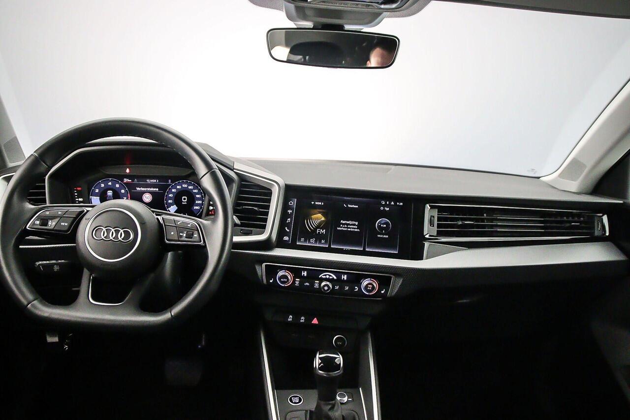 Audi A1 Sportback 30 TFSI S edition S Line | Keyless | Stoelverwarming | Carplay | Audi Sound