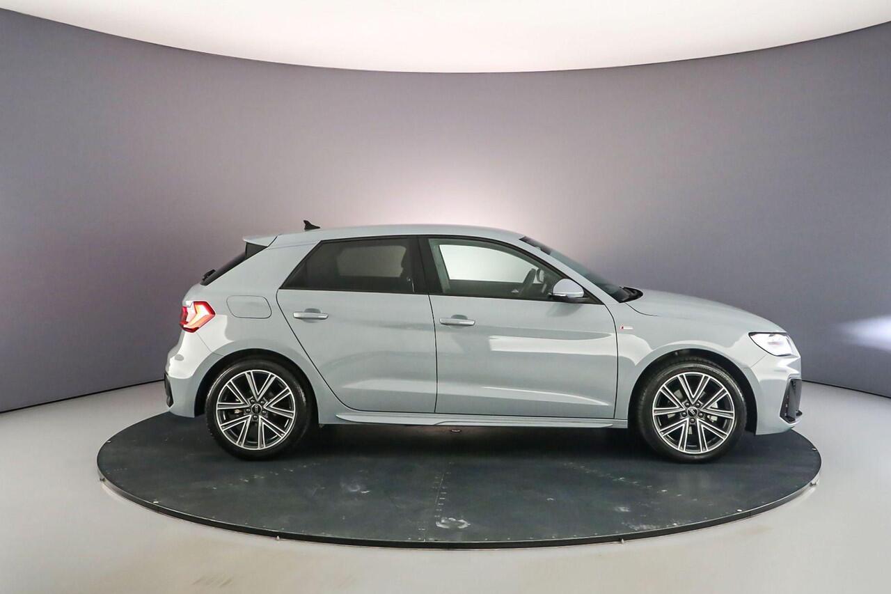 Audi A1 Sportback 30 TFSI S edition S Line | Keyless | Stoelverwarming | Carplay | Audi Sound