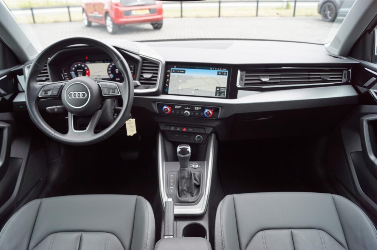 Audi A1 Sportback 30 TFSI S-Line /Navi /Camera /LED/leer /18 Inch LM/App-Connect