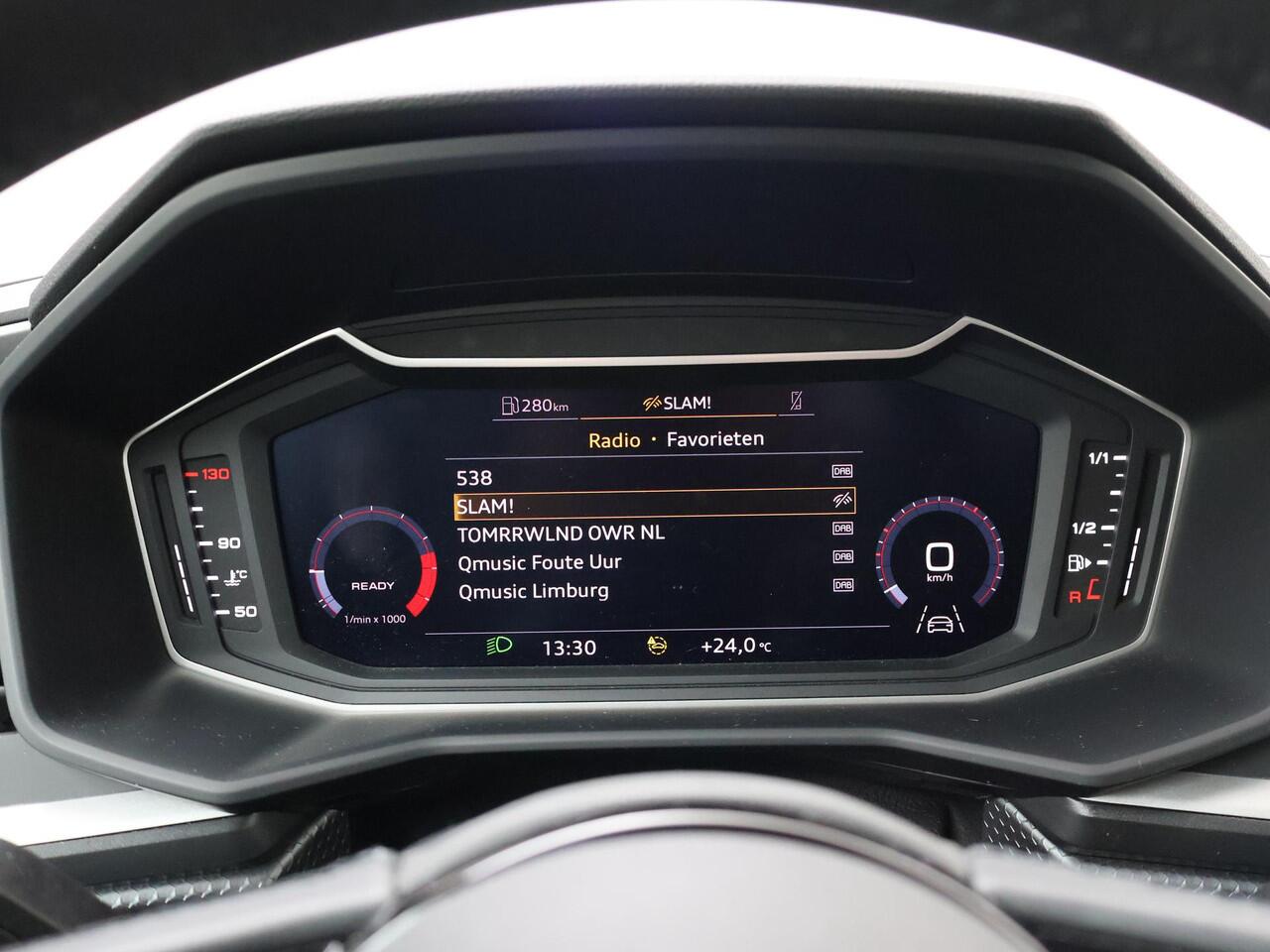 Audi A1 Sportback Advanced edition 25 TFSI 5-bak Audi Virtual cockpit | 17'' LMV Cruise control | LED achterlichten | Optiekpakket zwart | Parkeersensoren achter | Cruise control | Apple Carplay/Android Auto | Sportstuur plus