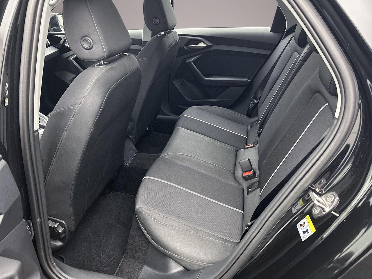 Audi A1 Sportback 25 TFSI Pro Line 95PK | Cruise | Virtual cockpit | Parkeersensoren-Achter | Smartphone-Interface |