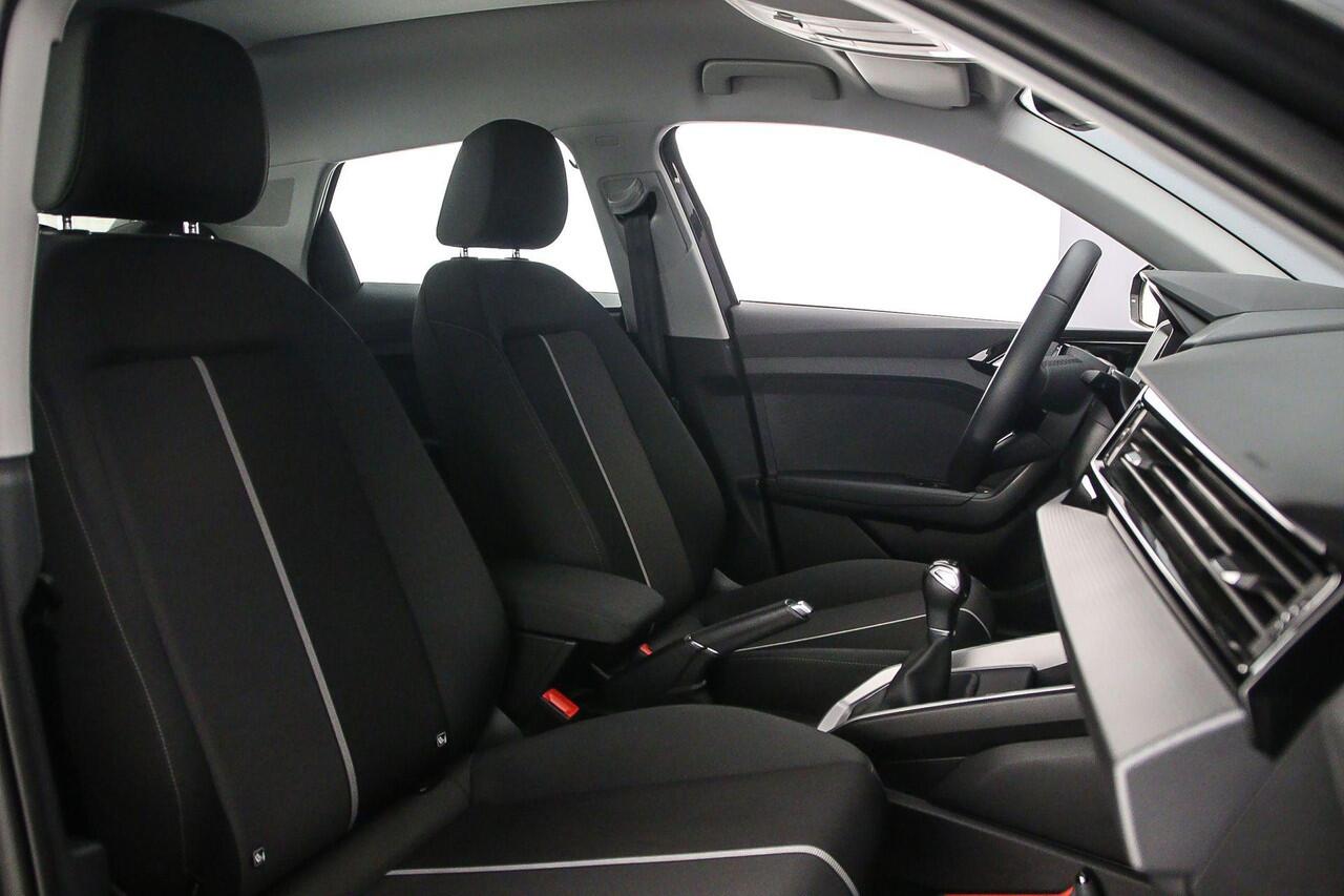 Audi A1 Sportback 25 TFSI Pro Line | Carplay | Cruise control | Parkeersensoren |