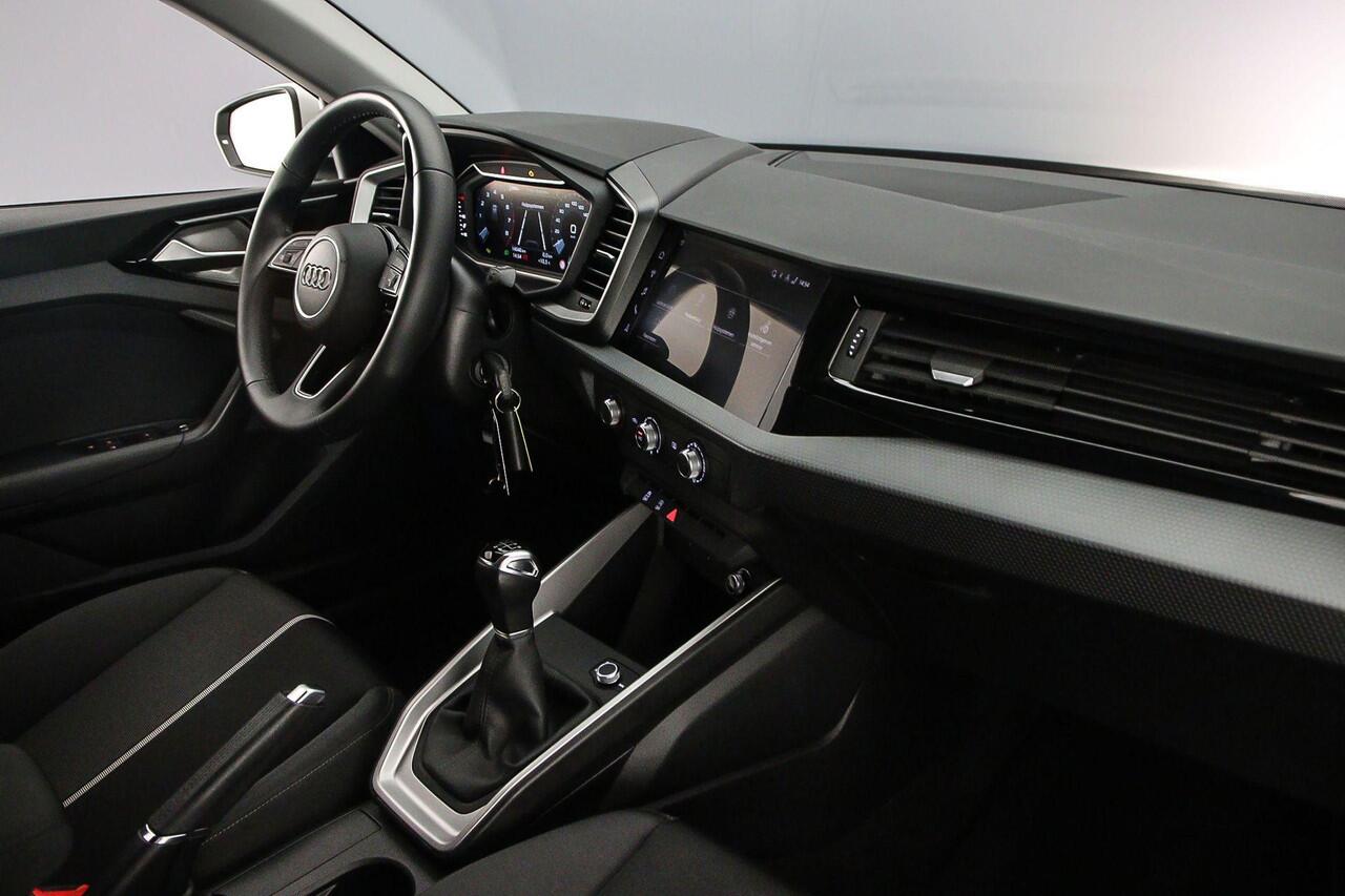 Audi A1 Sportback 25 TFSI Pro Line | Cruise control | Carplay | Parkeersensoren |