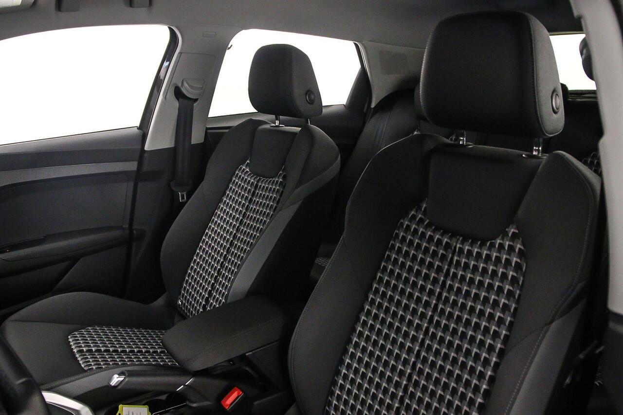 Audi A1 Sportback 30 TFSI S edition | ACC | Keyless | Full-led | Audi sound | Optiek zwart |