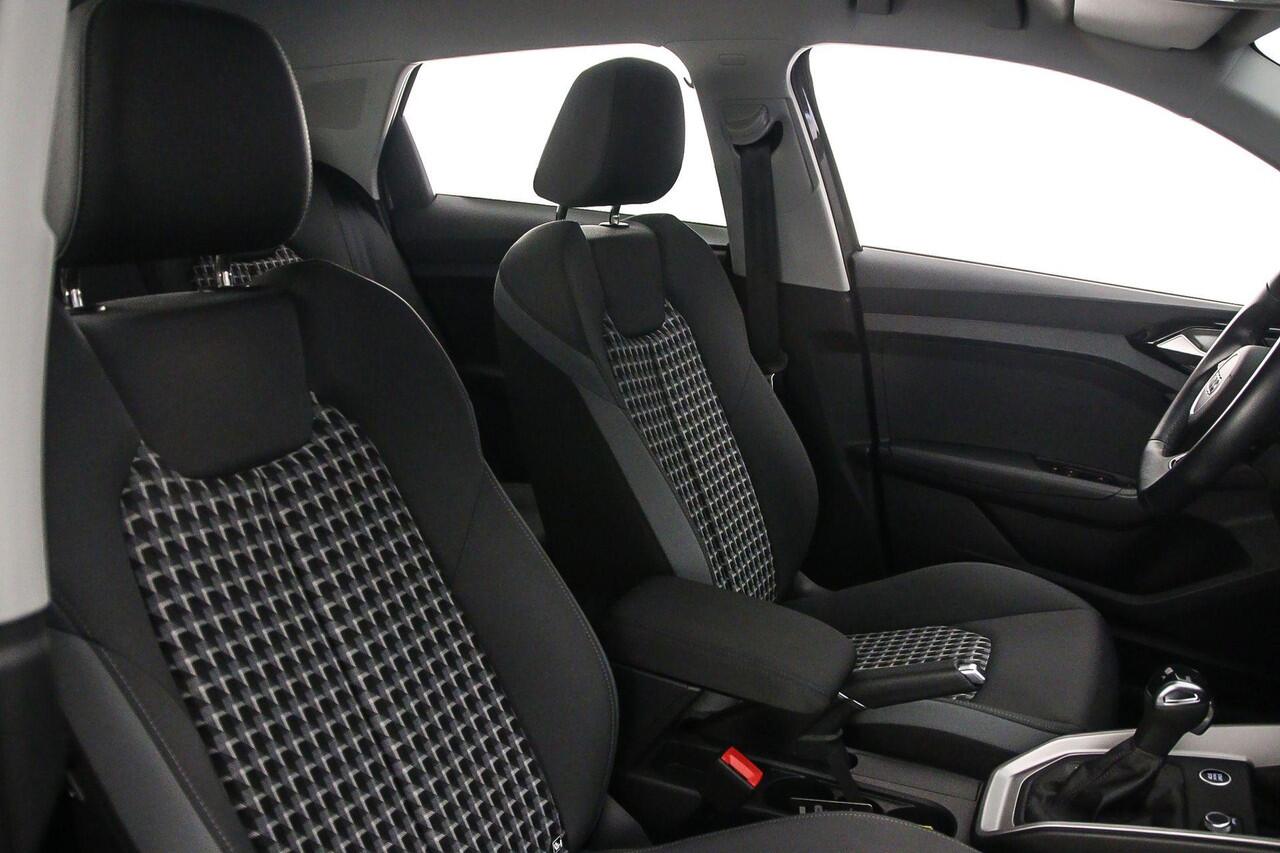 Audi A1 Sportback 30 TFSI S edition | ACC | Keyless | Full-led | Audi sound | Optiek zwart |