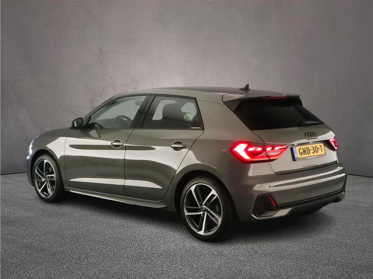 Audi A1 Sportback 30 TFSI S edition | ACC | Keyless | Full-led | Audi sound | Optiek zwart |