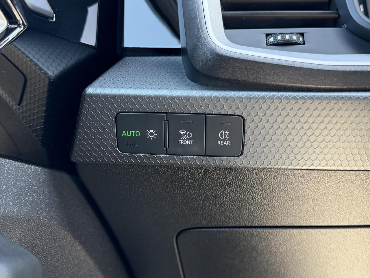 Audi A1 Sportback 30 TFSI Advanced edition 116pk Automaat | 17 inch Lichtmetalen velgen | Led koplampen | Navigatie via App | Verlengde garantie