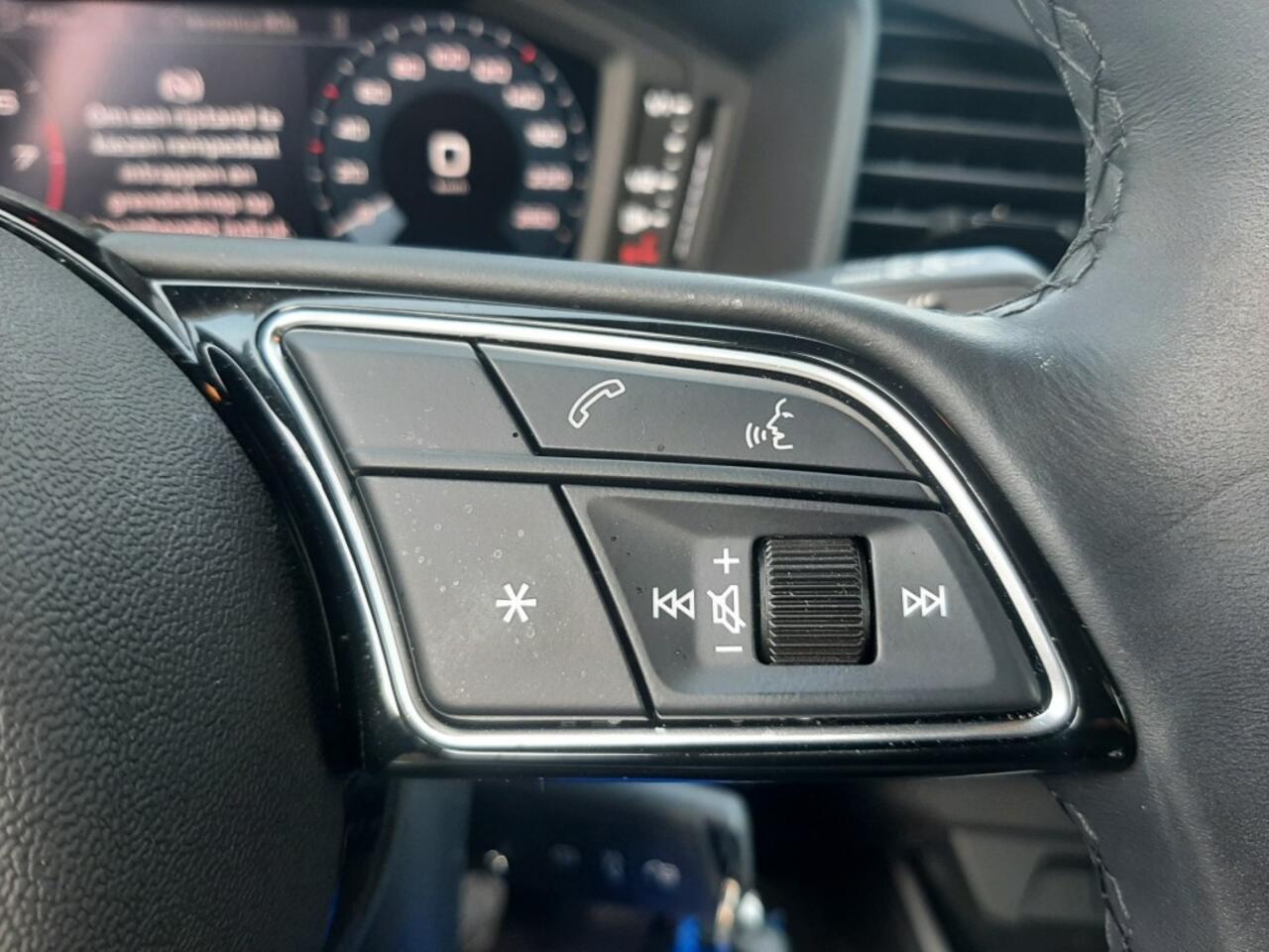 Audi A1 All Street 30 TFSi 81kw 110pk Cruise-control - Digitaal-dashboard - Bluetooth - Stoelverwarming - Android - Apple Carplay