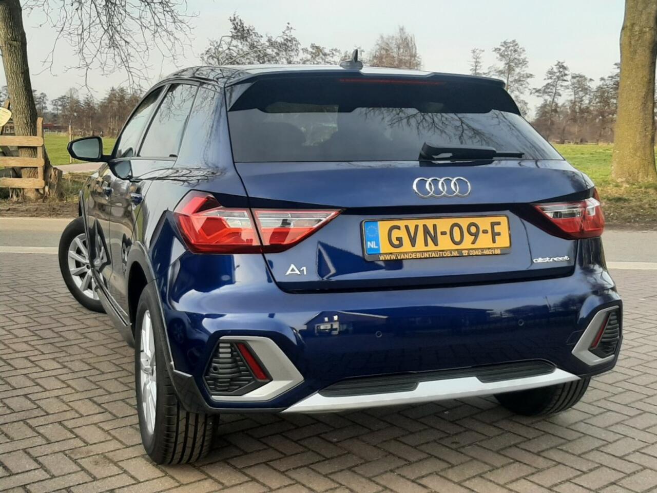 Audi A1 All Street 30 TFSi 81kw 110pk Cruise-control - Digitaal-dashboard - Bluetooth - Stoelverwarming - Android - Apple Carplay