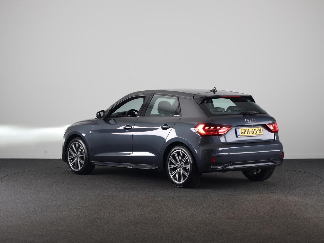 Audi A1 Sportback 30 TFSI S edition 110pk | Led koplampen | Sportstoelen | Navigatie via App | 17 inch Lichtmetalen velgen | Verwarmbare voorstoelen | Verlengde garantie