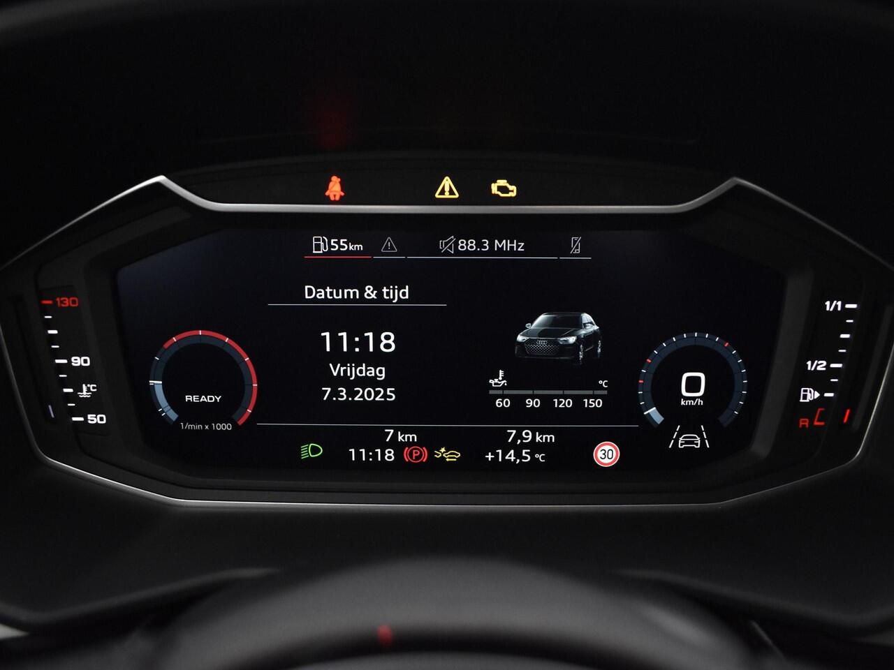 Audi A1 Advanced edition 25 TFSI 70 kW / 95 pk Sportback 5 Dak in zwart - Automatische airconditioning - Apple CarPlay