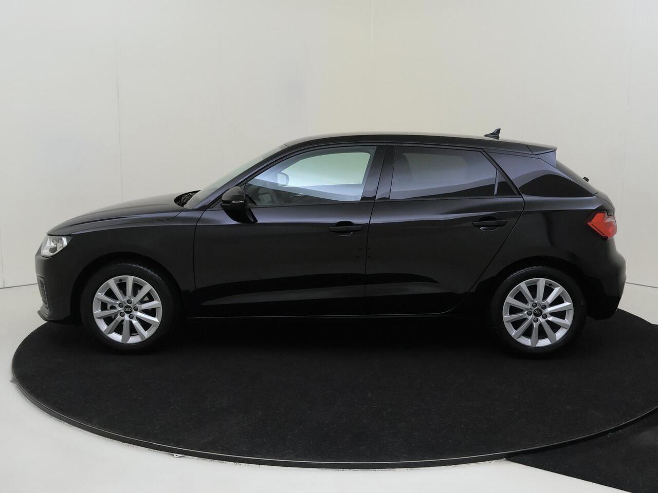 Audi A1 Sportback 25 TFSI Advanced edition | Parkeersensoren achter | Cruise control | CarPlay | Stoelverwarming | Audi virtual cockpit | Draadloze telefoonlader |