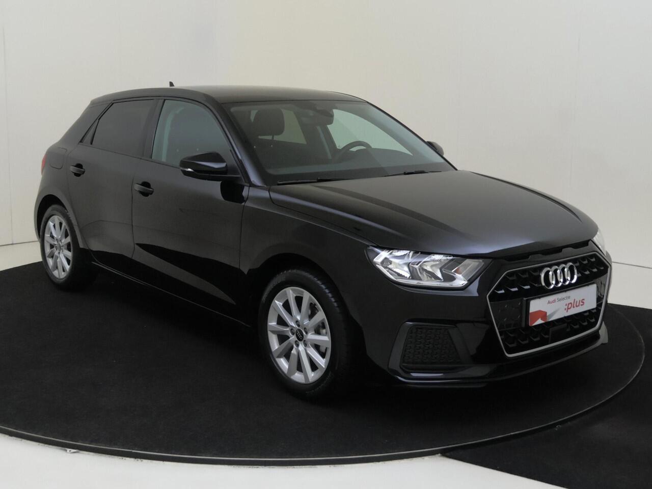 Audi A1 Sportback 25 TFSI Advanced edition | Parkeersensoren achter | Cruise control | CarPlay | Stoelverwarming | Audi virtual cockpit | Draadloze telefoonlader |