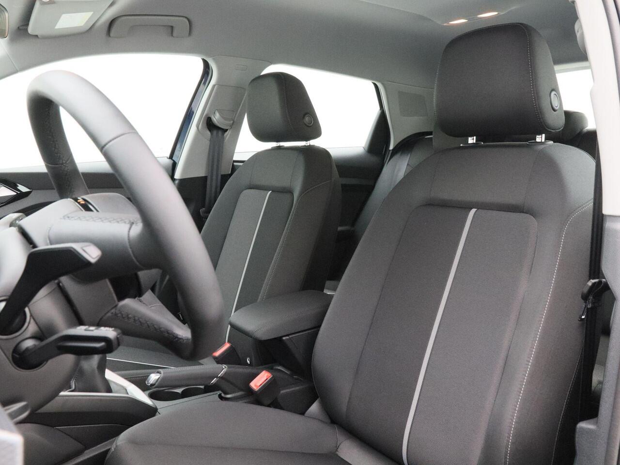 Audi A1 Sportback 25 TFSi Advanced edition | Cruise Control | Carplay | Climate Control | LED | Parkeersensoren | 17 Inch | 5.702 Km!!