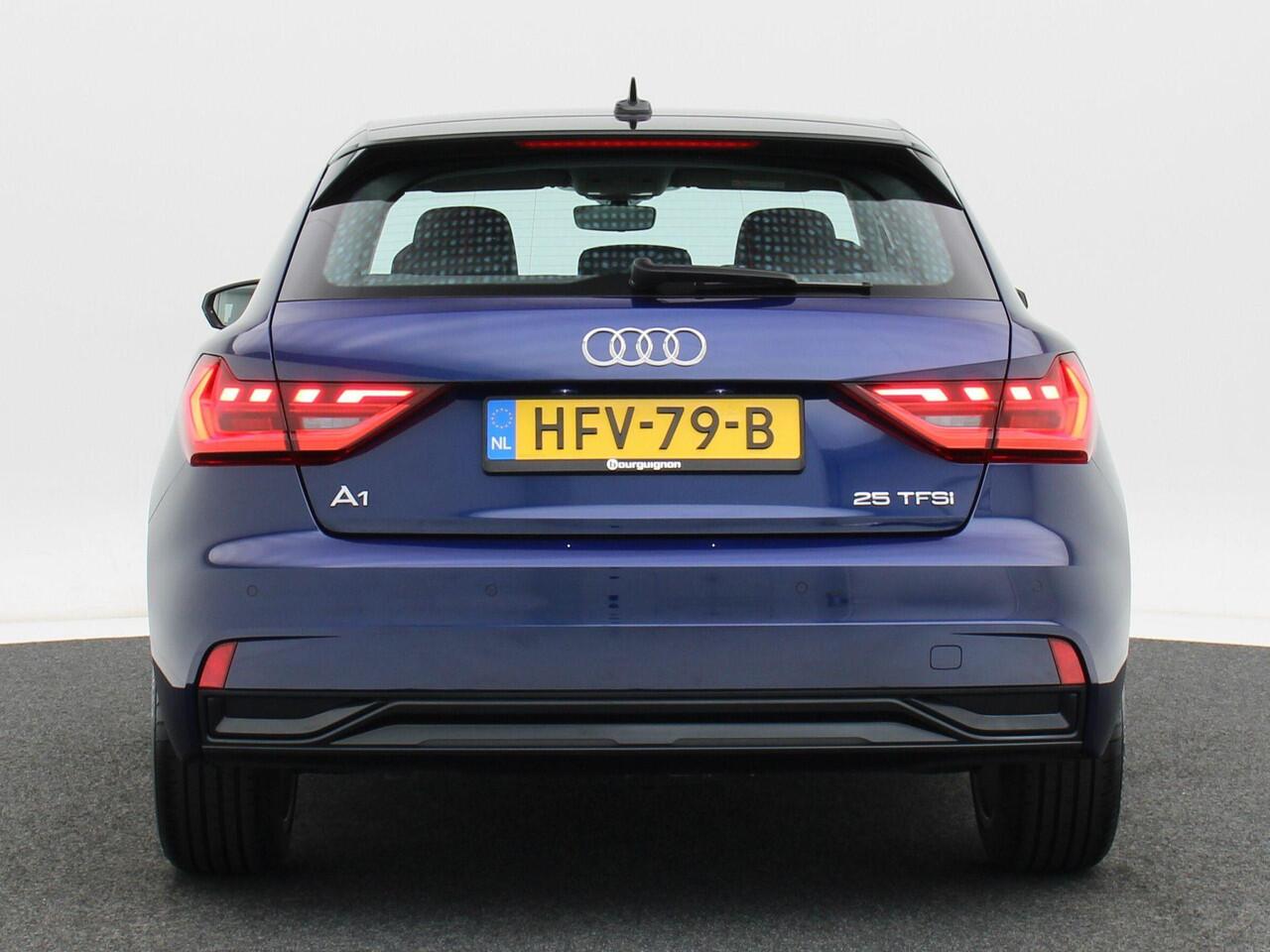 Audi A1 Sportback 25 TFSi Advanced edition | Cruise Control | Carplay | Climate Control | LED | Parkeersensoren | 17 Inch | 5.702 Km!!