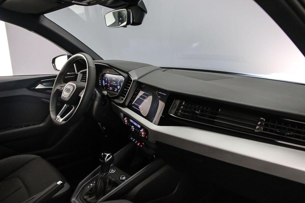 Audi A1 Sportback 30 TFSI S edition | Keyless | Dynamiekpakket | ACC | Full-led | Audi sound | Optiek zwart | Navi | Apple carplay | S Line | 18 inch