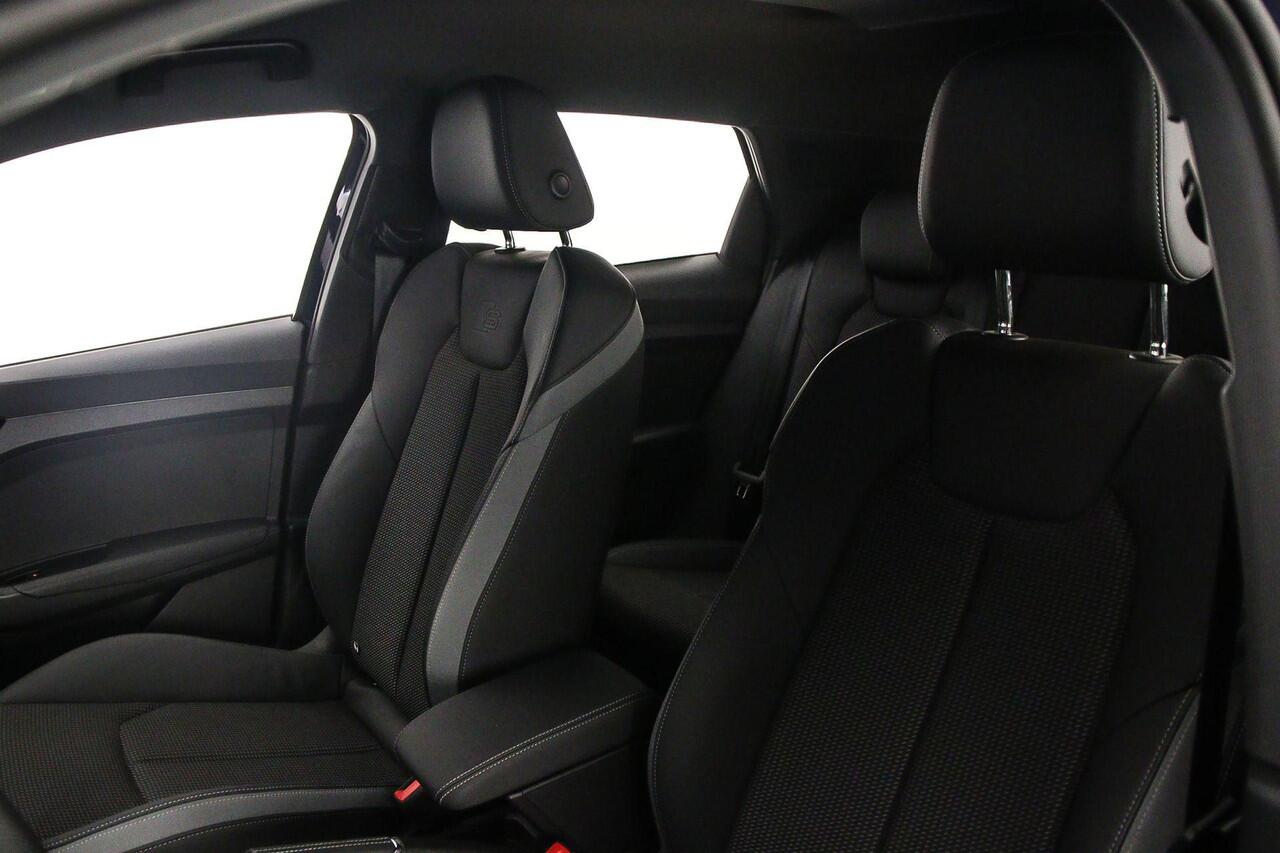 Audi A1 Sportback 30 TFSI S edition | Keyless | Dynamiekpakket | ACC | Full-led | Audi sound | Optiek zwart | Navi | Apple carplay | S Line | 18 inch