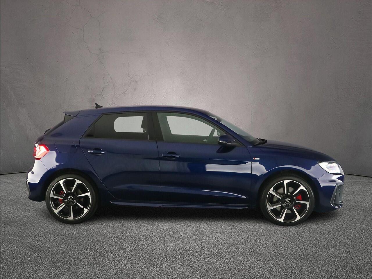 Audi A1 Sportback 30 TFSI S edition | Keyless | Dynamiekpakket | ACC | Full-led | Audi sound | Optiek zwart | Navi | Apple carplay | S Line | 18 inch