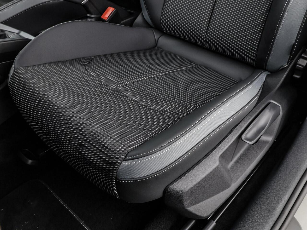 Audi A1 Sportback 25 TFSI S edition 95 PK · Audi sound system · Dak in contrastkleur · Optiekpakket zwart plus