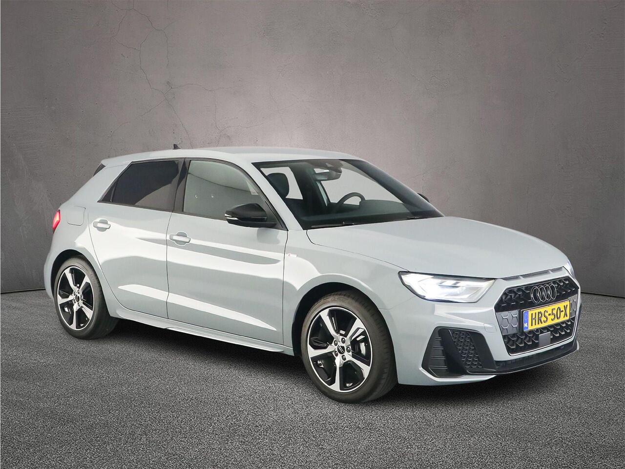 Audi A1 Sportback 25 TFSI S edition | Cruise control | S-line | Full-Led | Optiek zwart | Ambient lighting |